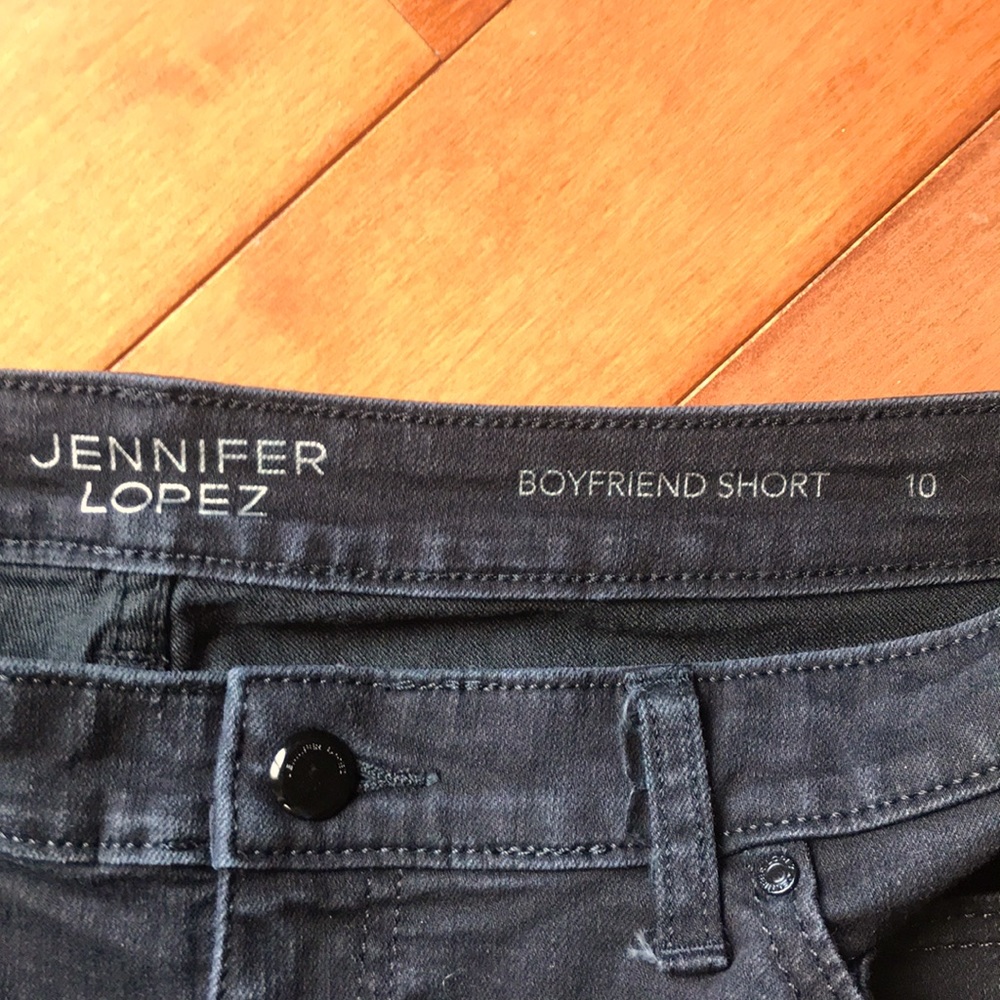 Jennifer Lopez Boyfriend Black Denim Shorts 10 - Picture 2 of 5